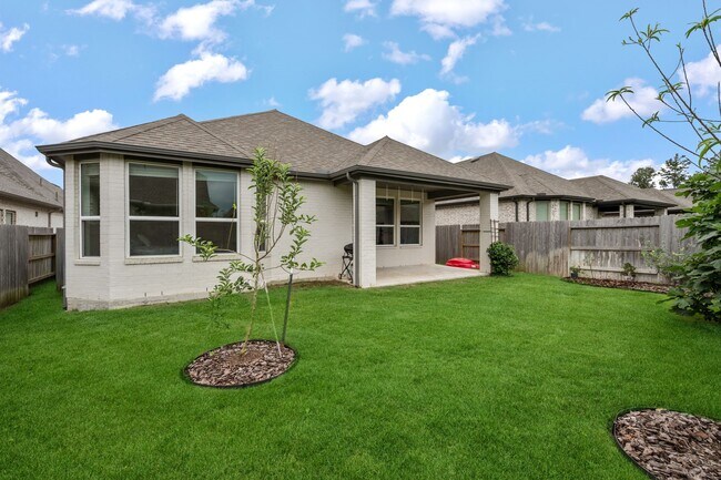 Building Photo - 15727 Autumn Sun Court