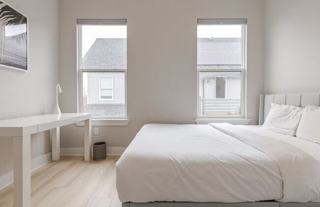 Building Photo - 6108 Seville Dr