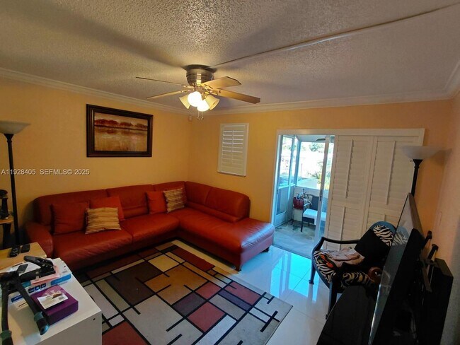 Building Photo - 11101 Royal Palm Blvd