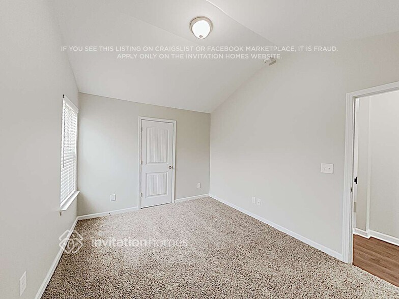 Building Photo - 805 Kite Way