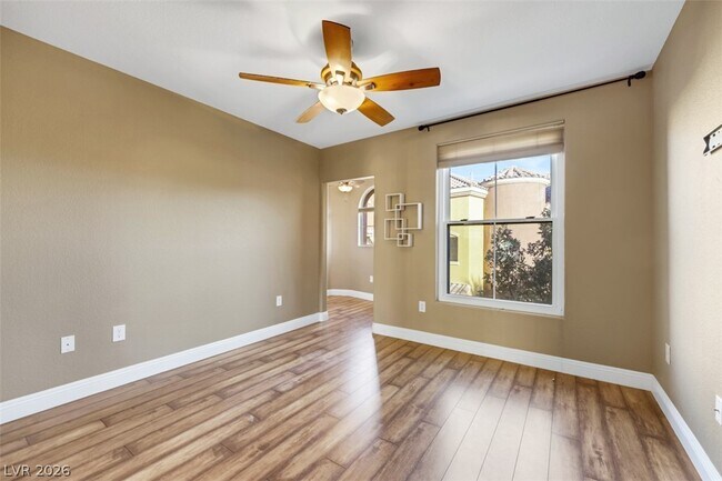 Building Photo - 3975 N Hualapai Way