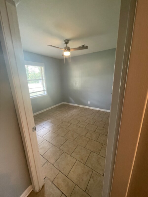 Building Photo - 1739 LA-557