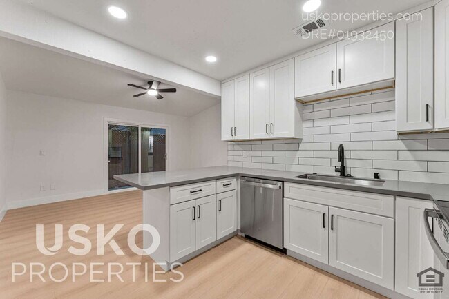 Building Photo - 5012 Lorijo Way