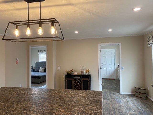 Building Photo - 1205 Wellington Dr