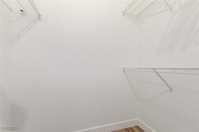 Building Photo - 1500 Cardinal Peak Ln