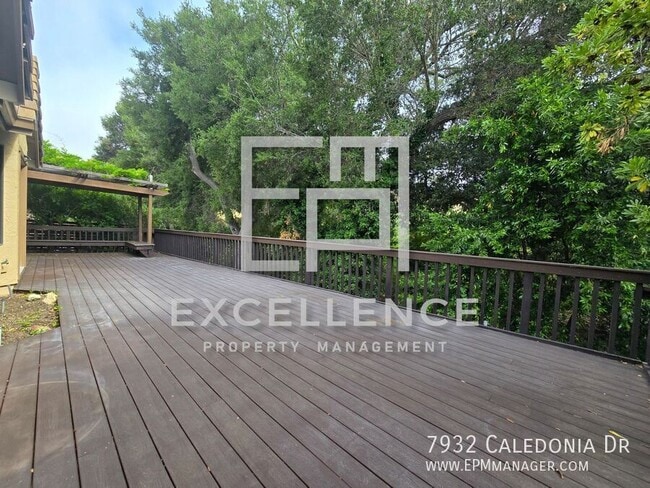Building Photo - 7932 Caledonia Dr