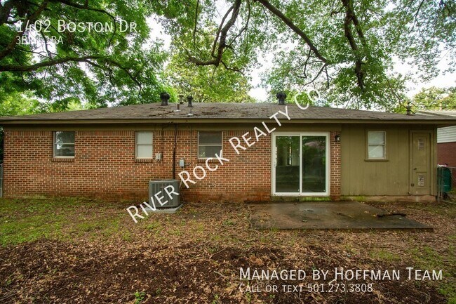 Building Photo - 1402 Boston Dr