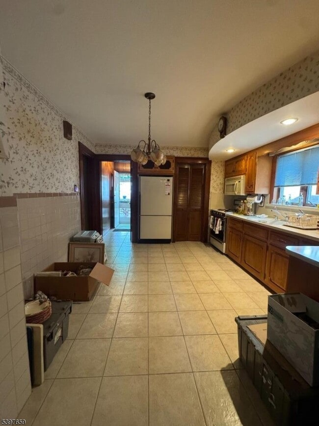 Building Photo - 124 Colfax Ave