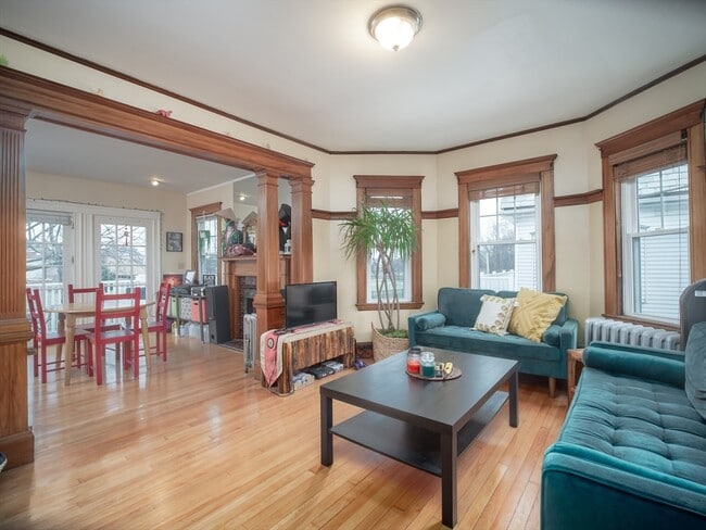 Building Photo - 60 Powder House Blvd