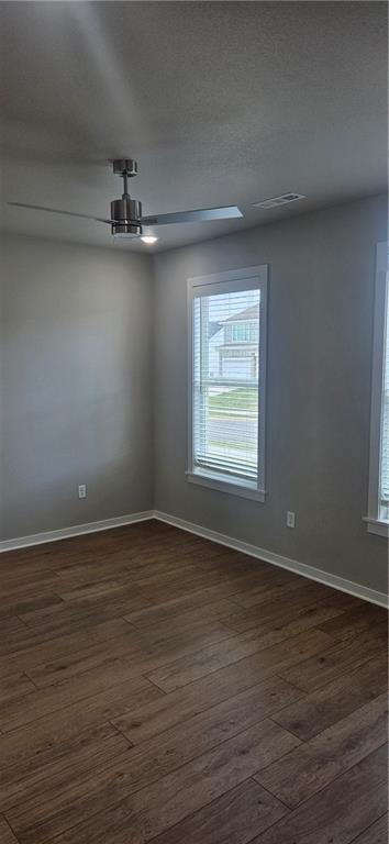 Building Photo - 5906 SW Coywolf St