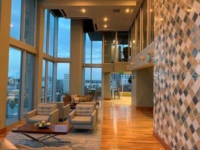 Building Photo - 777 N Ashley Dr