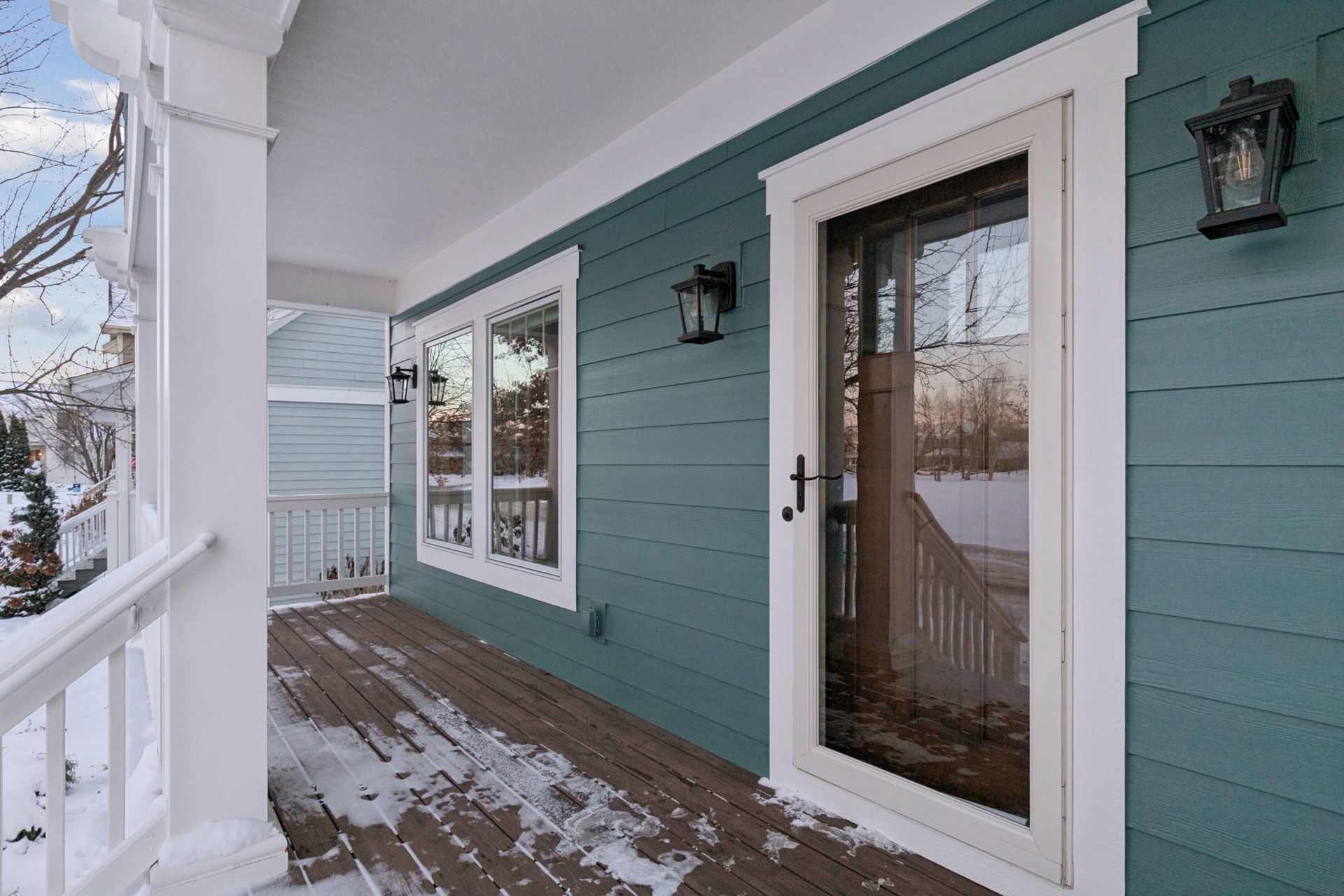 Building Photo - 14246 Garden Way N