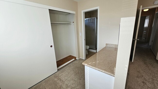 Building Photo - RENT WILL BE $3950 THROUGH MAY 2026!