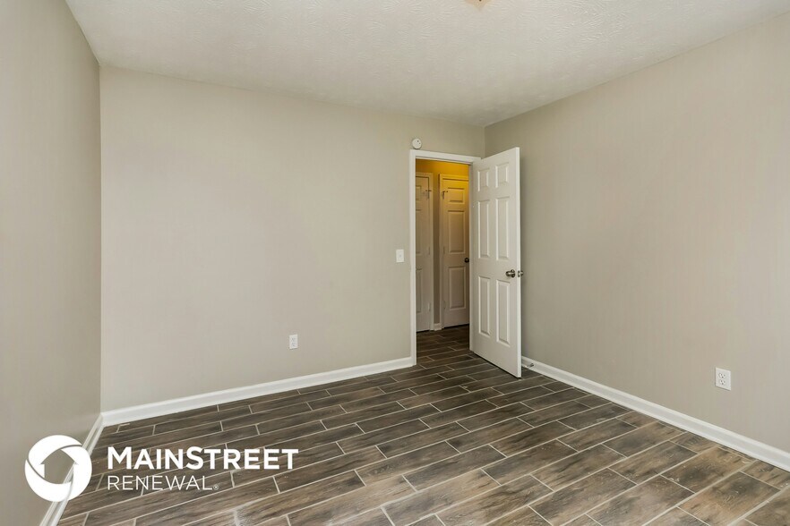 Building Photo - 2066 Marshes Glenn Dr