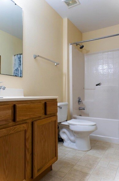 Building Photo - 10437 River Bream Dr
