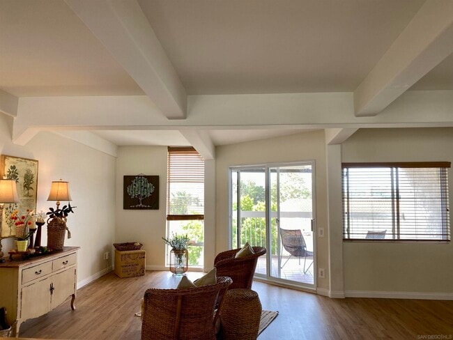 Building Photo - 2333 Caringa Way