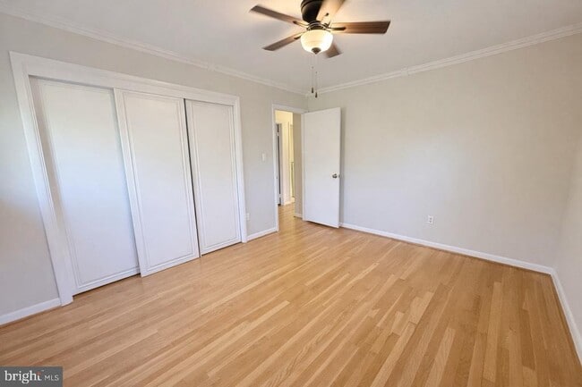 Building Photo - 6223 Loch Raven Dr