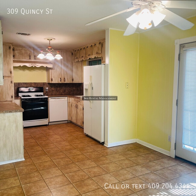 Building Photo - 309 Quincy St