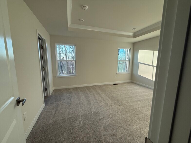 Building Photo - 4337 Reusch Cir