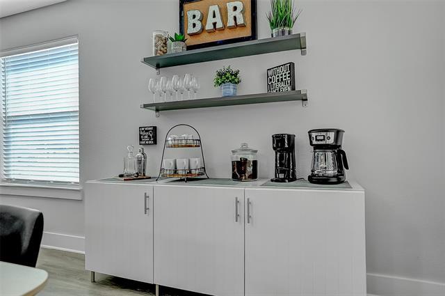 Building Photo - 731 Layne Dr