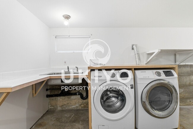 Building Photo - 1801 Marin Ave