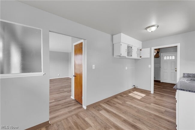 Building Photo - 17401 Wayne Dr