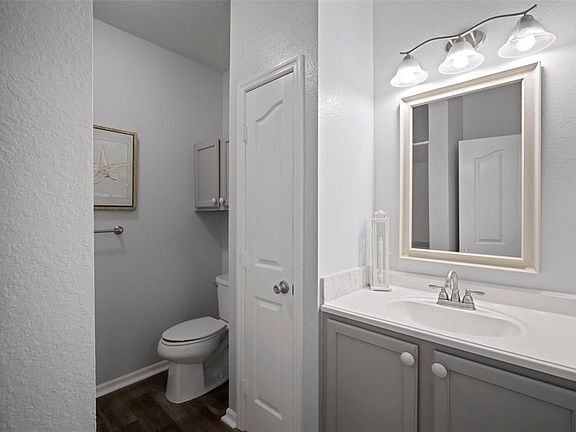 Building Photo - 5000 Culbreath Key Way