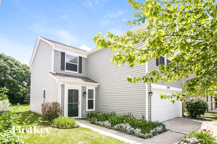 Building Photo - 15498 Border Dr