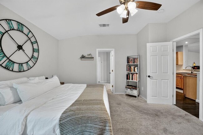 Building Photo - 14906 Foy Dr