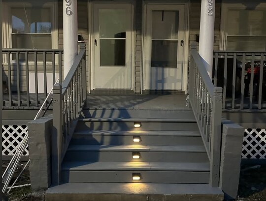 Building Photo - 96-98 Durnan St