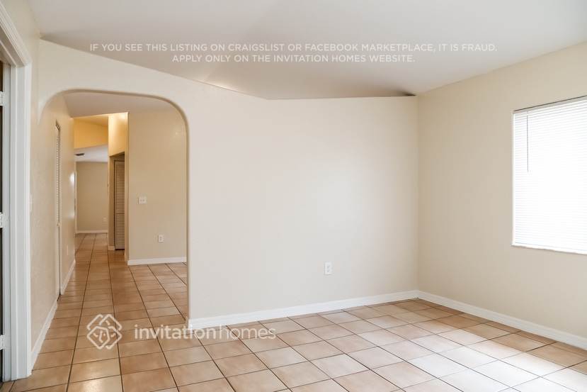 Building Photo - 9991 NW 126th Terrace