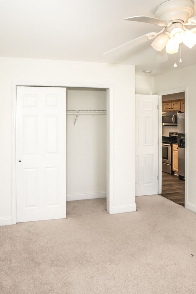 Building Photo - Three Bedroom Home in Hearthstone Lakes Community