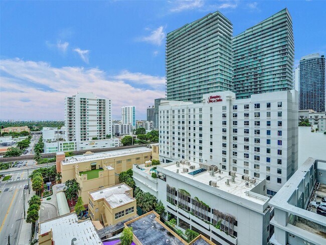 Building Photo - 1250 S Miami Ave