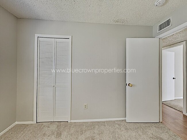 Building Photo - 4202 Glenlawn Ct