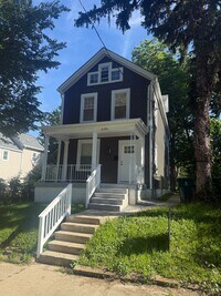 Building Photo - 6304 Desmond St