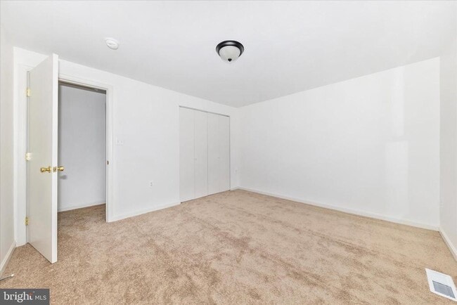 Building Photo - 13303 Country Ridge Dr