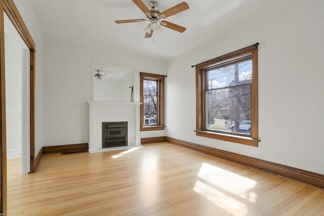 Building Photo - Historic 3 bedroom townhome with recent upgrades.