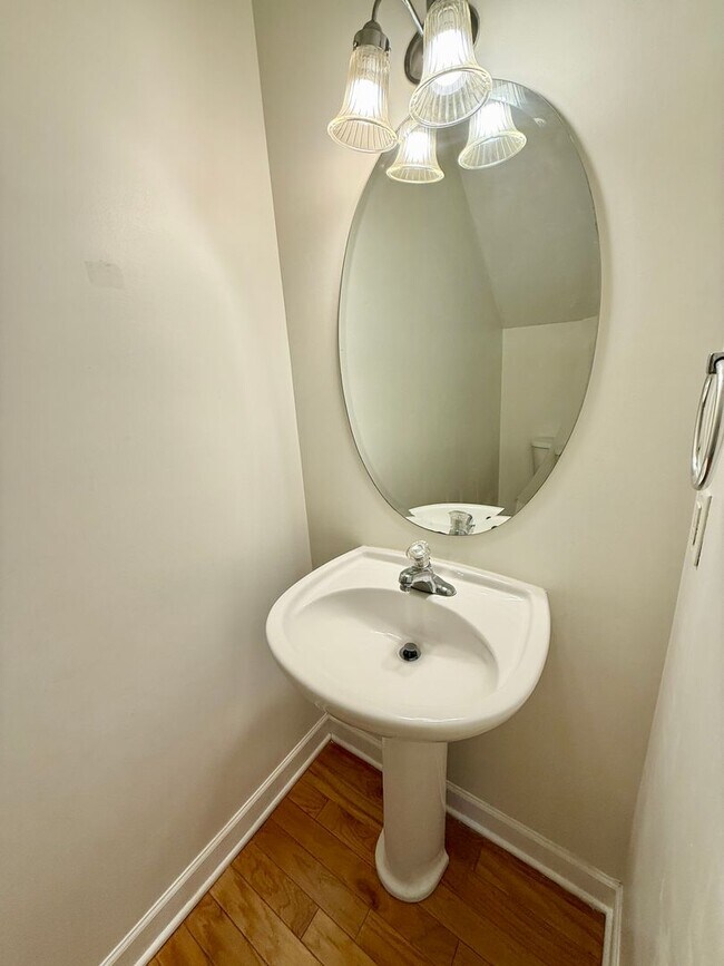 Building Photo - Convenience Meets Privacy – Updated 2BR Condo Minutes from Marina & Shopping! $1600/mo
