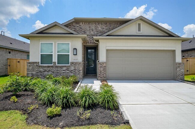 Primary Photo - 9727 Rialto Hts Dr