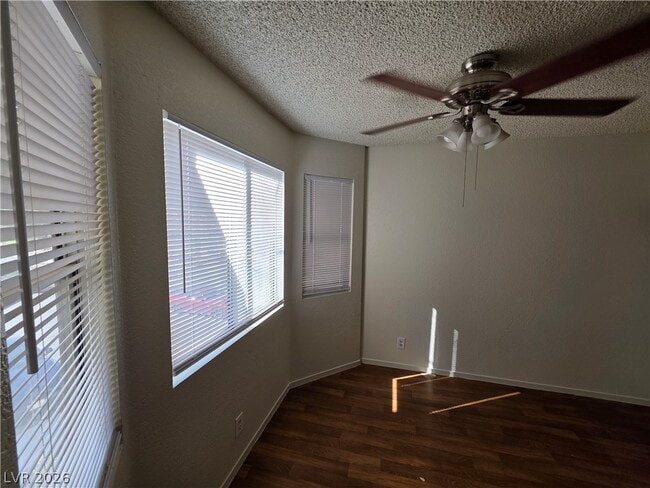 Building Photo - 1104 Pinto Rock Ln