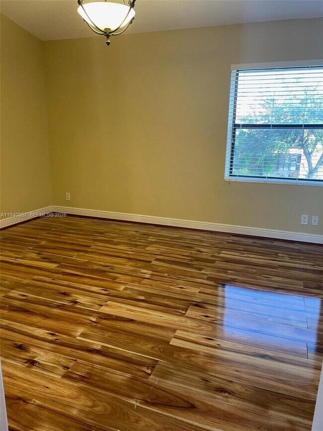 Building Photo - 3702 Coral Tree Cir