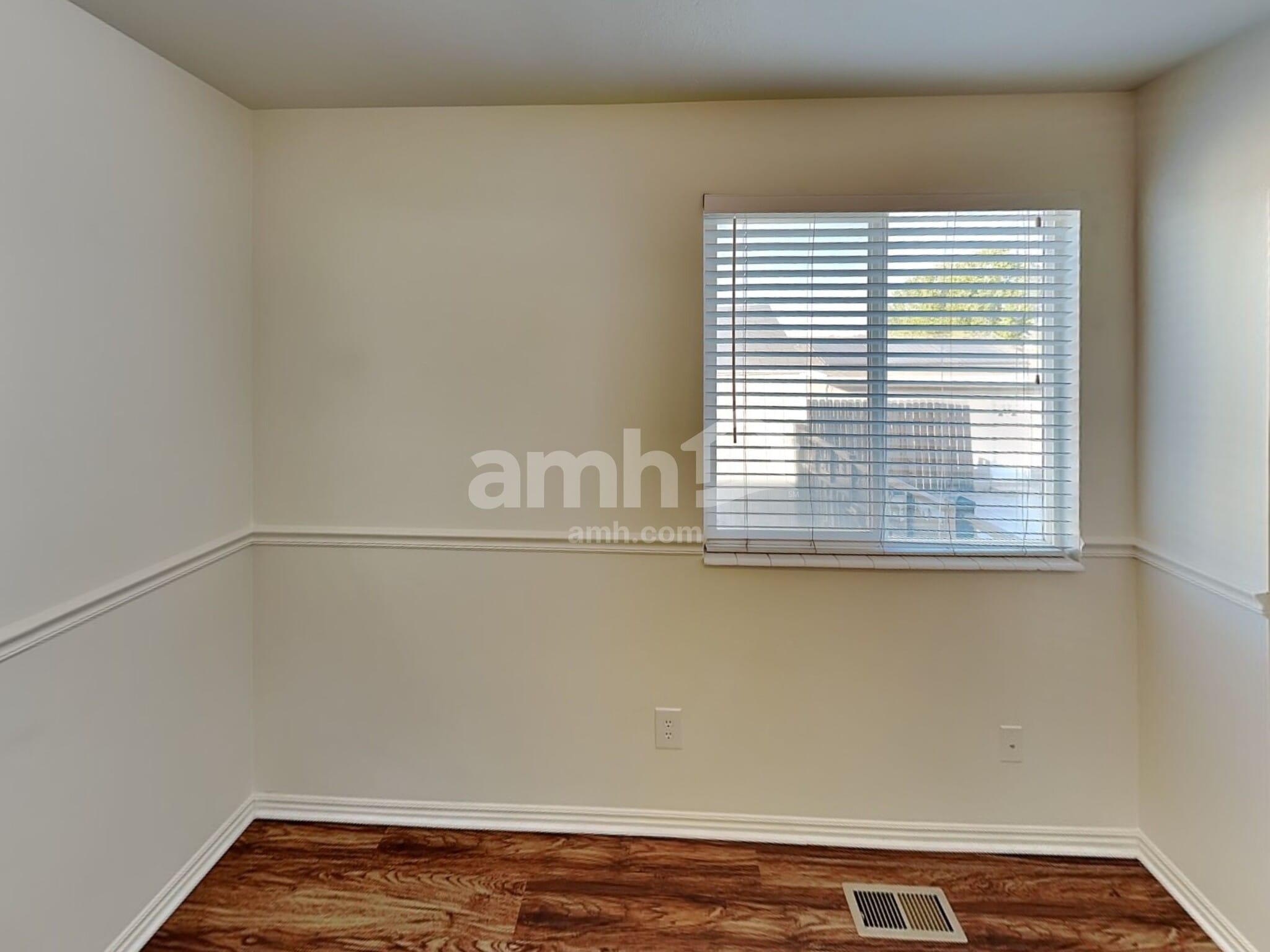 Building Photo - 3328 Celebration Dr