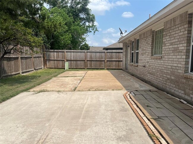 Building Photo - 9414 Glendown Ln