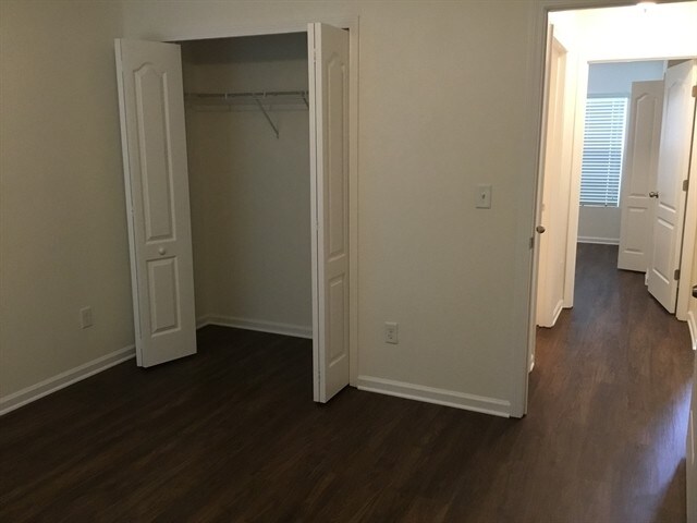 Building Photo - 216 W Jayce Wy