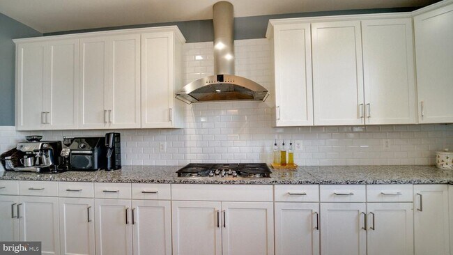 Building Photo - 24855 Bradford Forest Dr