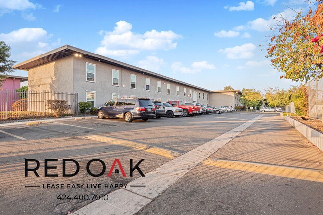 Building Photo - 10562 Haddon Ave