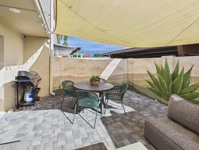 Building Photo - 4308 N Parkway Ave