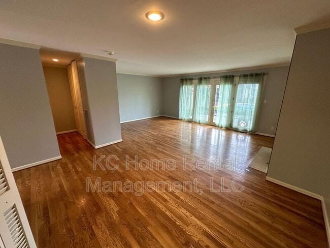 Building Photo - 5197 W 75th St