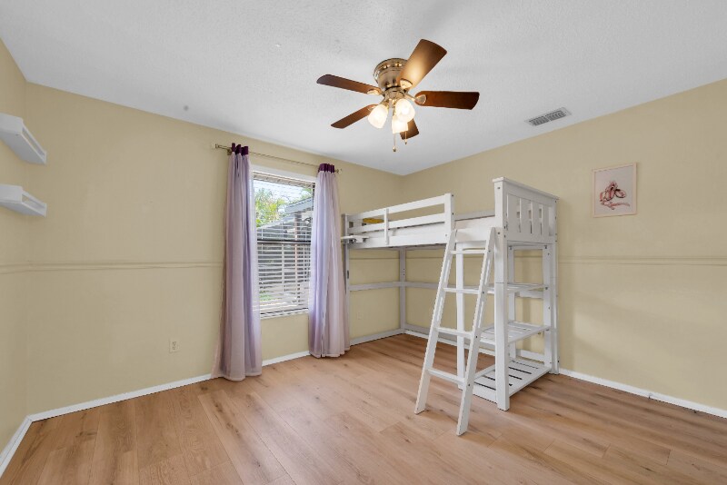 Building Photo - 502 Timber Bay Cir E
