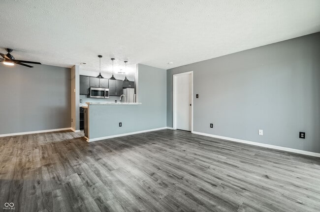 Building Photo - 4351 Village Pkwy Cir W
